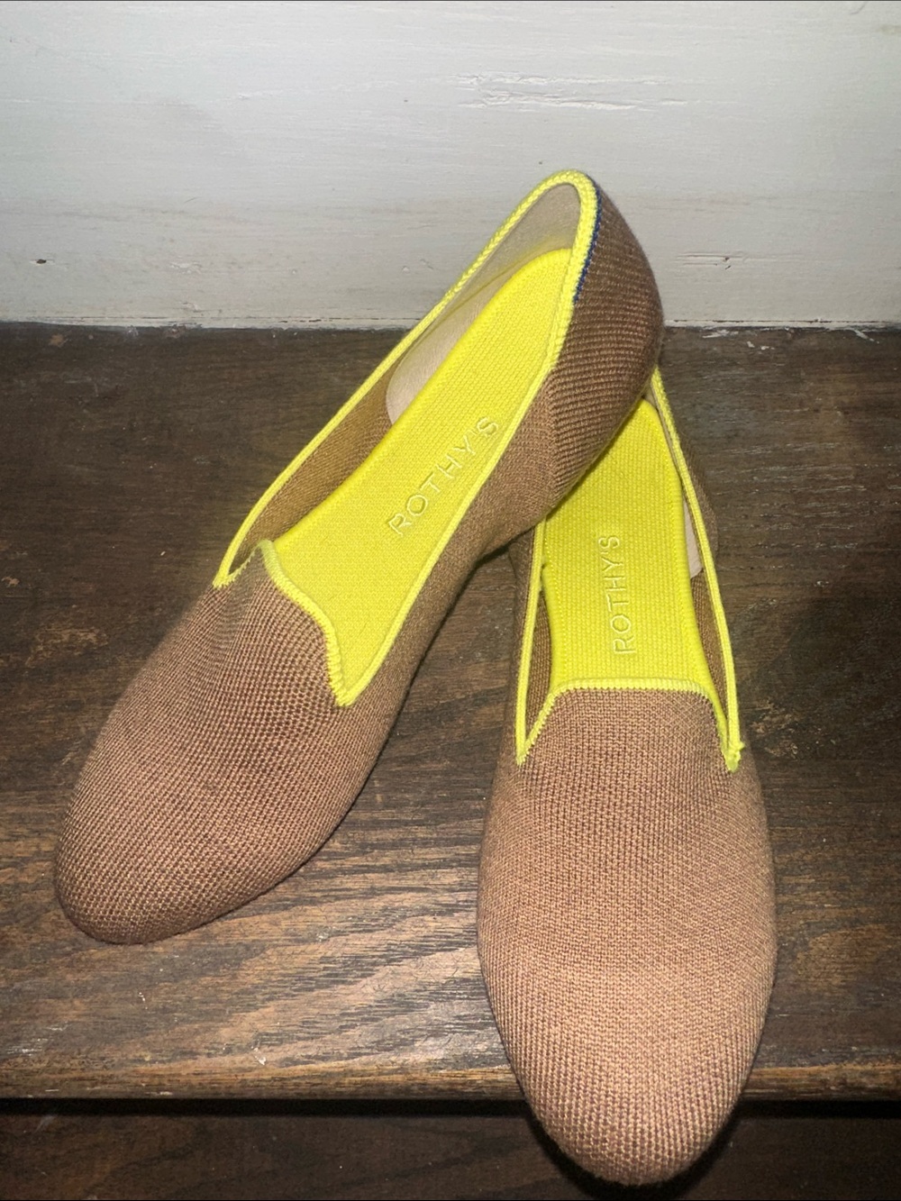 Rothy’s The Loafer Brown Knit Neon Yellow Trim Flats Women’s Size 7.5